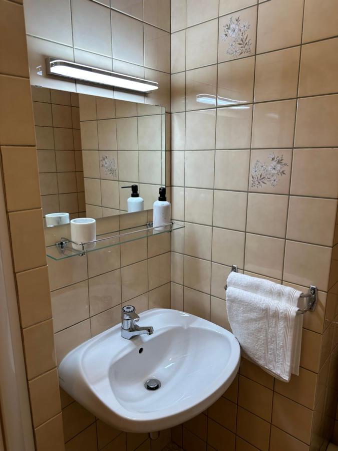 Au Wachtfels Bed and Breakfast Obersteinbach Εξωτερικό φωτογραφία